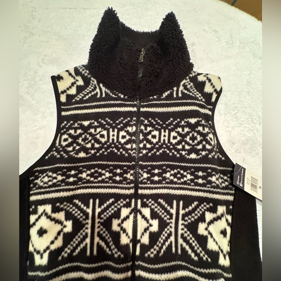 Chaps Women’s Black and White Full Zip Vest Size Medium New With Tags - Picture 3 of 16